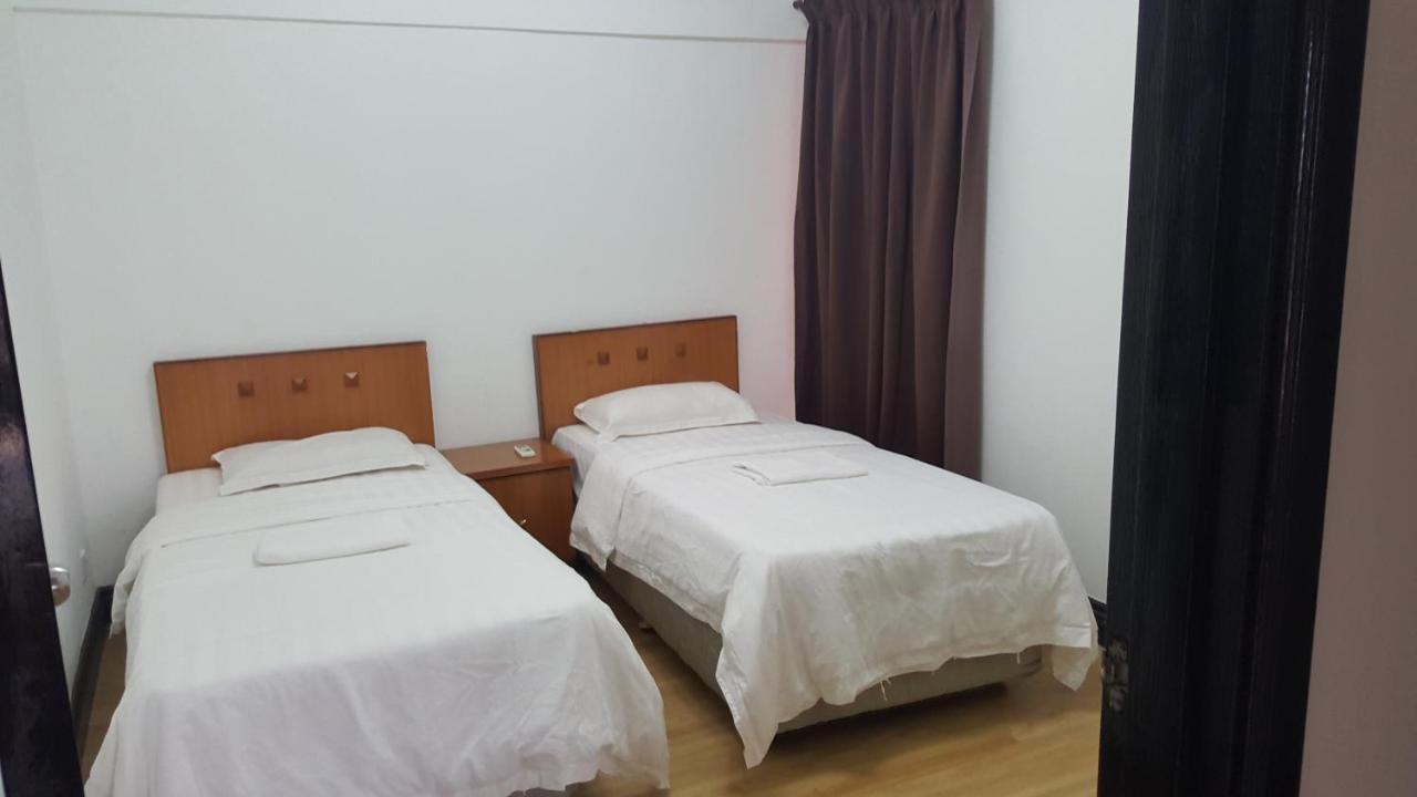 Homestay Marina Court Resort Kota Kinabalu Extérieur photo